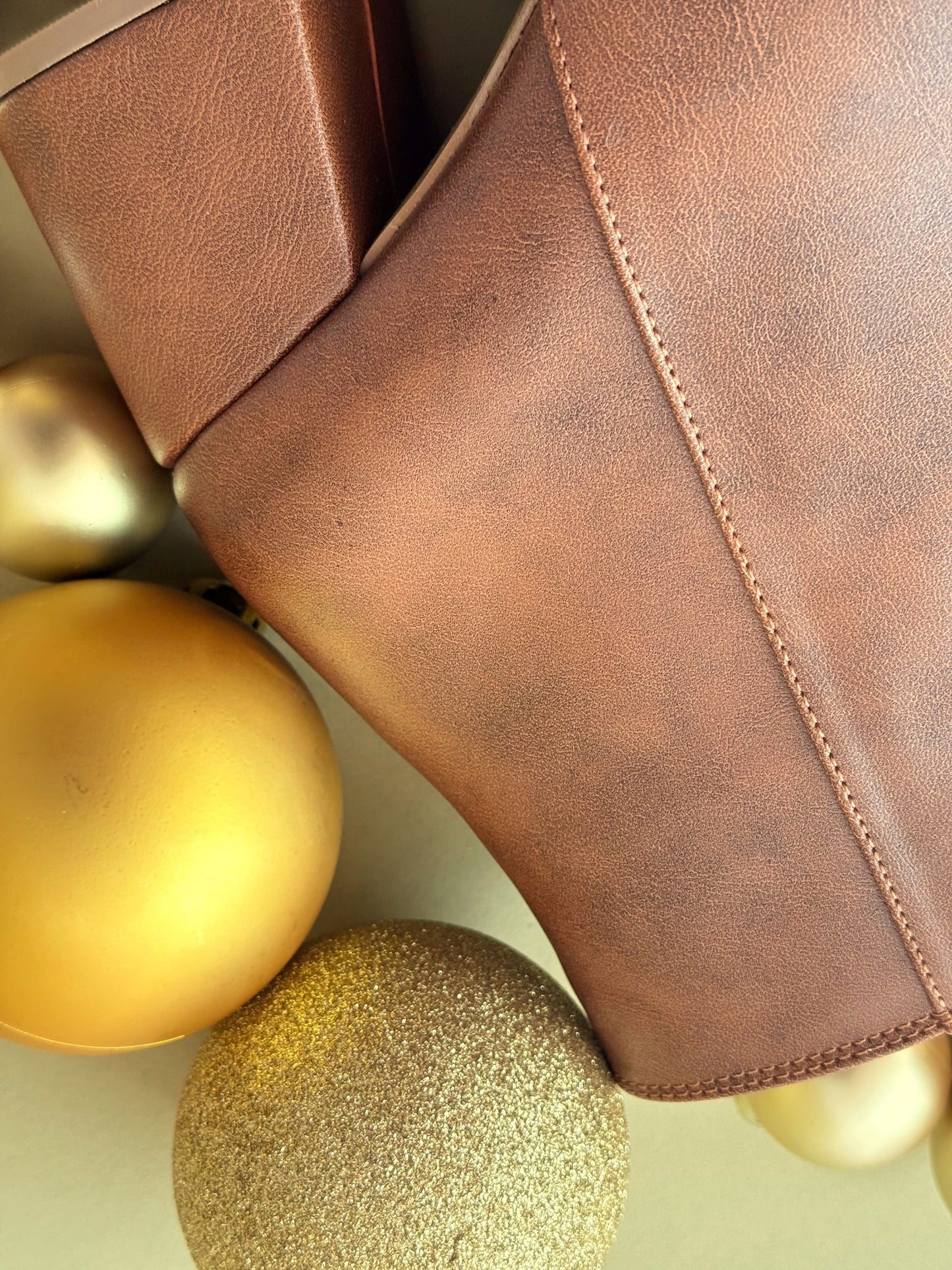 Botines Angie Almendra