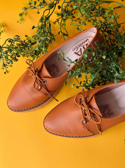 Oxford Lore Miel