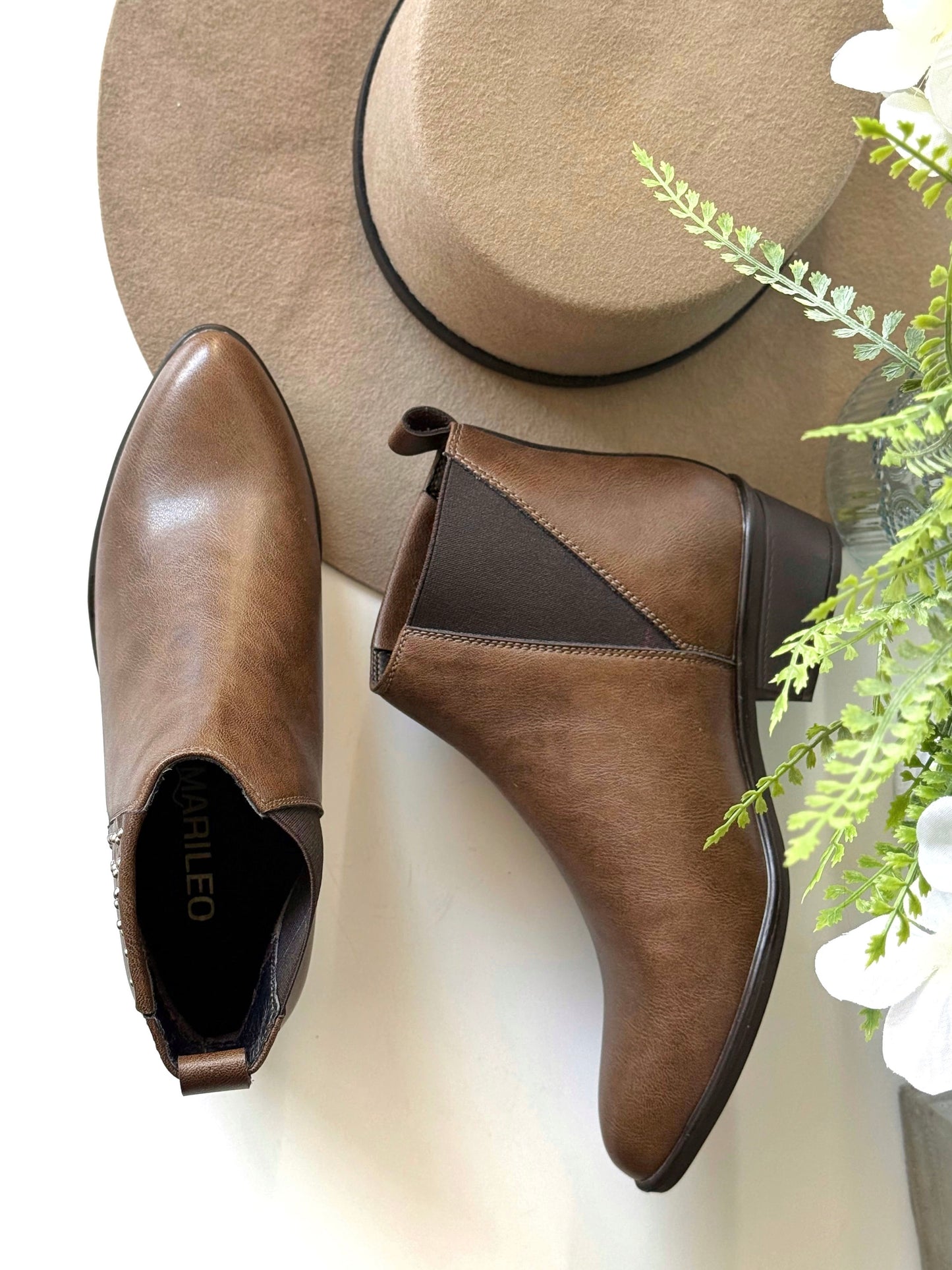Botines Frey Almendra