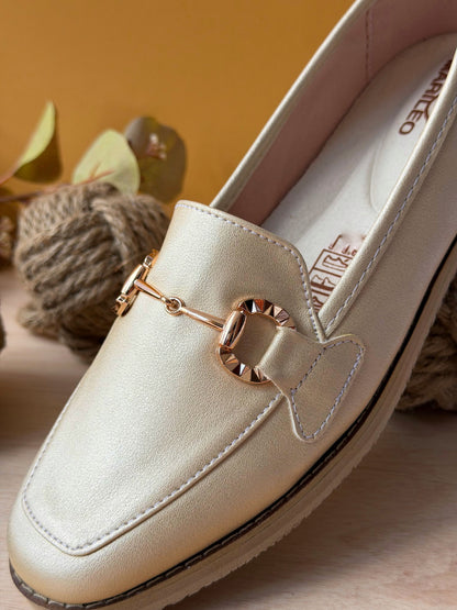 Mocasines Nina Champaña