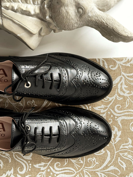 Oxford Zila Negro
