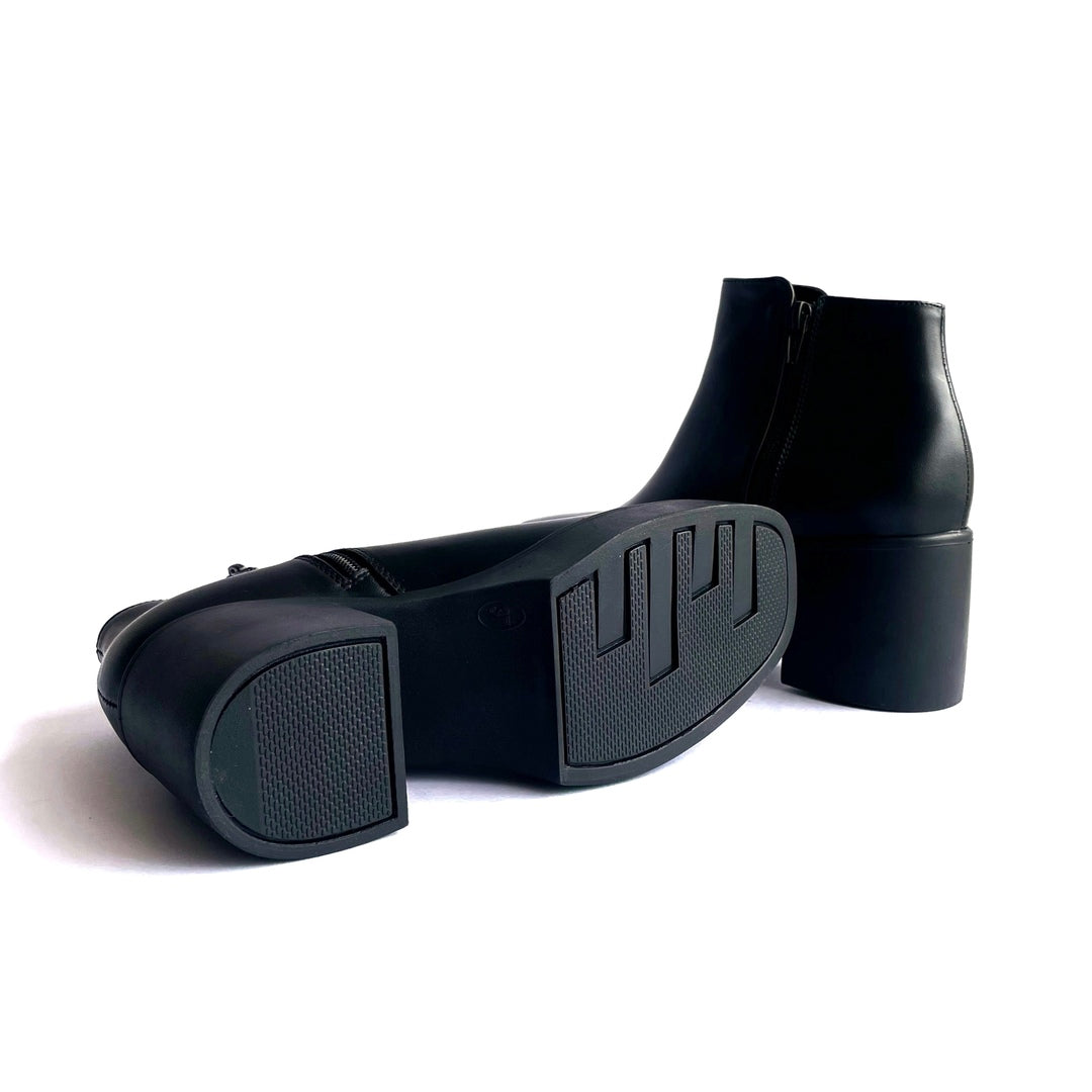 Botines Juli Negro
