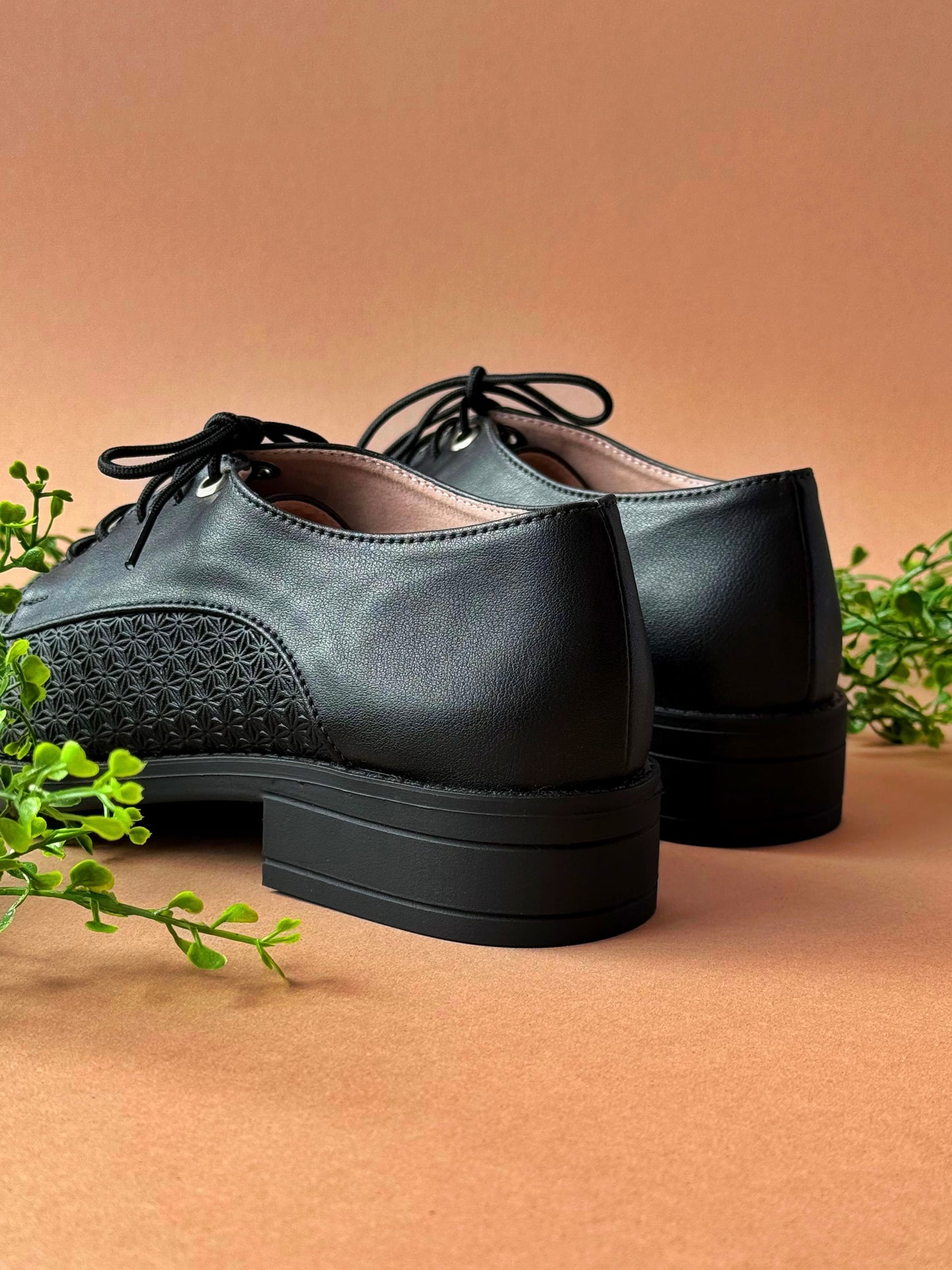 Oxford Saly Negro