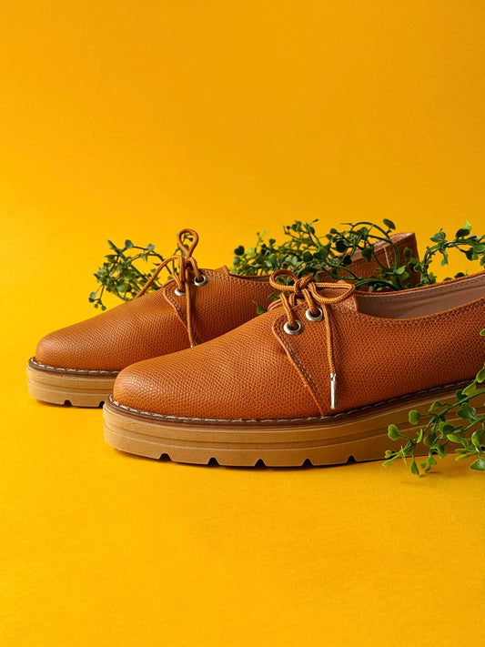 Oxford Lore Miel