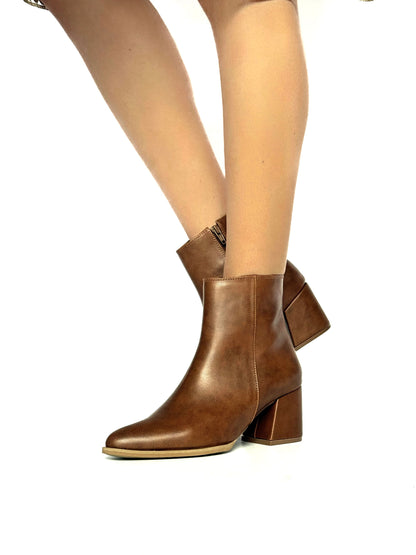 Botines Angie Almendra