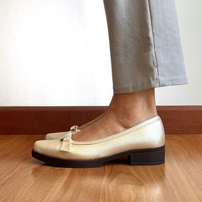 Mocasines Teva Champaña