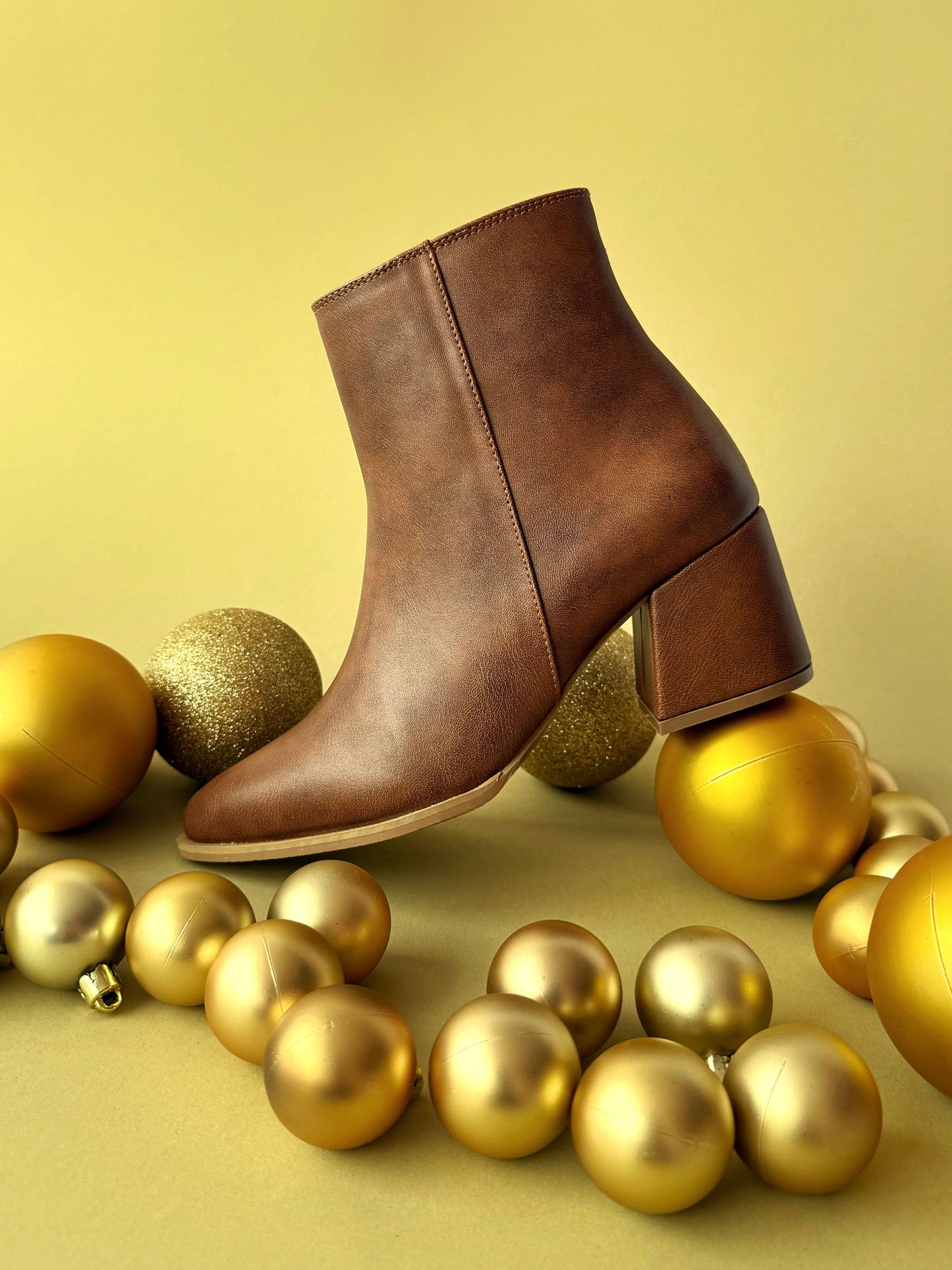 Botines Angie Almendra