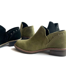 Cargar imagen en el visor de la galería, Botines Malva Verde Oliva

