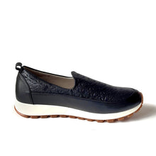 Cargar imagen en el visor de la galería, Mocasines Comfy Negro
